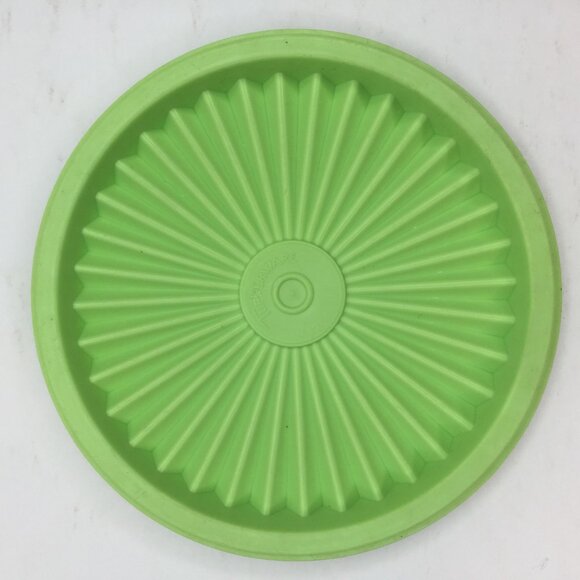 Vintage Tupperware Servalier Yellow Bowl 886 Sheer Lime Green Sunburst Lid 812 - Picture 7 of 14